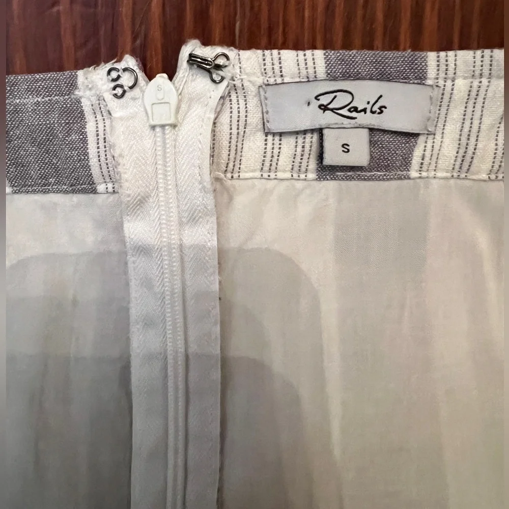 RAILS Harper Jumpsuit in Laguna Stripe adjustable straps removable belt EUC